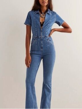 We The Free Jayde Flare Jumpsuit Size Large Front Zip Closure Stretch Denim